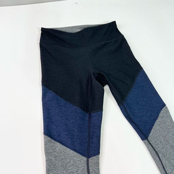 Outdoor Voices 7/8 Leggings Women's Medium Mid-Rise Colorblocked Compression - Picture 2 of 9